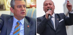 Otelde basılan Özkan Yalım, Özgür Özel ile ilgili yeni bir ifade verecek