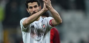 Necip Uysal’dan futbola veda