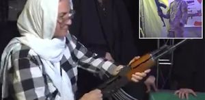 İran’da savaş alarmı Sivillere AK-47 eğitimi veriliyor