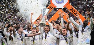 İstanbul’daki dev finalde 3 gol Aston Villa, UEFA Avrupa Ligi şampiyonu