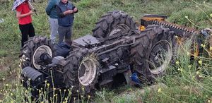 Traktör devrildi: 15 yaşında genç hayatını kaybetti