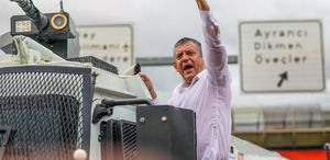 Özgür Özel’den İzmir’de gövde gösterisi Valiliğin itirazına jet yanıt geldi