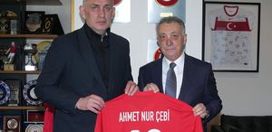 Ahmet Nur Çebi, Türk futbolunun efsane kulübünü satın alıyor