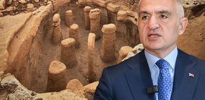 Bakan Ersoy: Karahantepe’yi daha güçlü bir şekilde geleceğe taşıyacağız