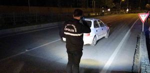 Malatya’da iki aracın çarptığı yaya hayatını kaybetti