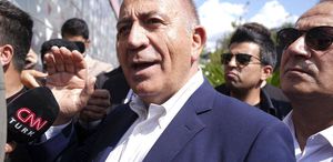 Gürsel Tekin, CHP’deki kurultay çağrılarına karşı çıktı: Ne kadar sağlıklı olabilir