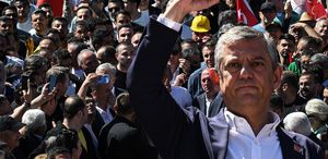 Özel ve ekibi İYİ Parti’ye mi geçiyor Bomba iddiaya Müsavat Dervişoğlu’ndan yanıt