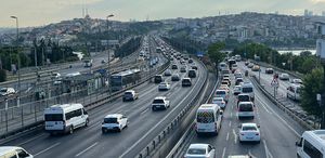 İstanbul’da bayram tatili sonrası sabah saatlerinde trafik yoğunluğu oluştu
