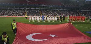 Eljif Elmas’tan transfer mesajı: İstanbul’da yaşamak istiyorum