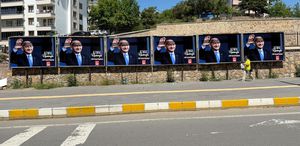 Kılıçdaroğlu’nun afişleri, memleketi Tunceli’de bilboardlara asıldı