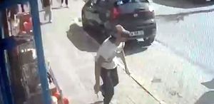 Avcılar’da çocuk kavgasına büyükler karıştı: 1 yaralı, 3 gözaltı