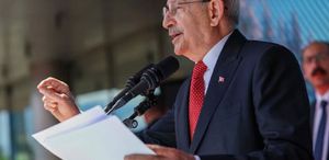CHP Avukatı Vekillikten Azledildi