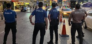 İstanbul’da dün akşam 1018 kişi gözaltına alındı