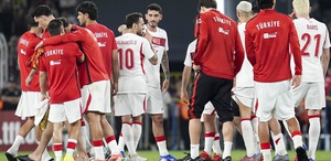 Galatasaray, milli takımın iki yıldızının peşinde Yer yerinden oynayacak