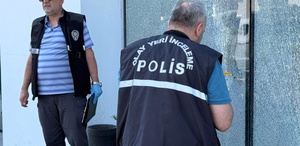Antalya’da Otokoç galerisine silahlı saldırı