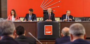 Kılıçdaroğlu geri adım atmadı PM istifaların gölgesinde toplandı