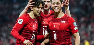 Avustralya’da Türkiye maçı öncesi sürpriz imza