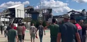 Eylemdeki maden işçileri ve sendika yöneticilerine silahlı saldırı girişimi iddiası