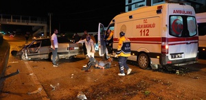 Kastamonu’da can pazarı: Yaralıyı kurtarmaya çalışanlara başka bir araç çarptı 6 yaralı