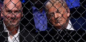 Trump doğum gününde uyuyakaldı Beyaz Saray’daki UFC gecesine o anlar damga vurdu