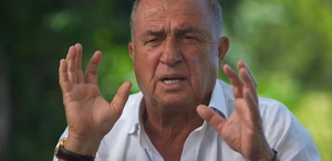 Şok yenilgi sonrası kamera karşısına geçti Fatih Terim’den ezber bozan çıkış