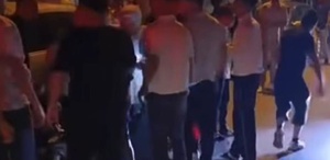 Otomobilin çarptığı çocuk hayatını kaybetti, ailenin feryatları yürek dağladı
