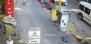 Doğum günü sürprizi kanlı bitti Elinde pastayla silahlı saldırıya uğradı