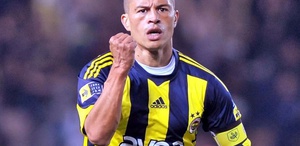 İsmail Kartal’ın açıklandığını gören Alex hemen telefona sarıldı