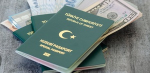 İletişim Başkanlığı’ndan “Yeşil pasaportla seyahat dönemi bitti“ iddiasına yalanlama