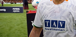 Alanyaspor efsanesi Efecan Karaca’dan 13 yıl sonra veda