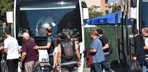 Ege Üniversitesi yolsuzluk operasyonunda 27 kişi tutuklandı Mal varlıklarına el konuldu