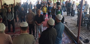 7’den 70’e tüm mahalleli yağmur duasına çıktı: Ancak bu kez dertleri yağması değil