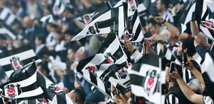 Beşiktaş’tan ayrılan Yiğit Arslan, Trabzonspor’a imza attı
