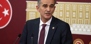 CHP Sakarya Milletvekili Ümit Dikbayır, partisinden istifa etti