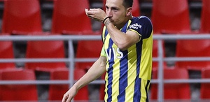 Taraftarlar şaşkın Fenerbahçe’de Mert Hakan Yandaş sürprizi