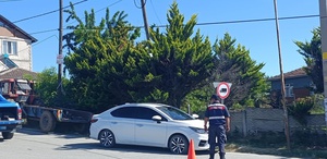 Tekirdağ’da otomobilde başından vurulmuş halde bulunan genç kurtarılamadı