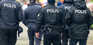 Emniyet teşkilatına yönelik kullandığı ifadeler başına dert açtı Hemen evinden alındı