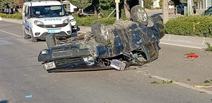 Korkunç kaza Takla atan otomobilin sürücüsü hayatını kaybetti