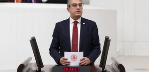 Gökhan Günaydın, CHP Grup Başkanvekilliği görevine iade edildi