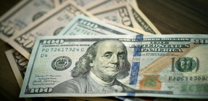 Tarihte bir ilk Doların tahtı sallanıyor