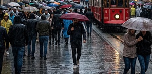 AKOM’dan İstanbul için kuvvetli sağanak ve dolu uyarısı