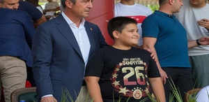 Ali Koç, Galatasaraylı minik taraftarı kırmadı