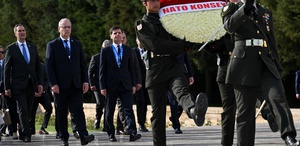 NATO heyeti Anıtkabir’i ziyaret etti