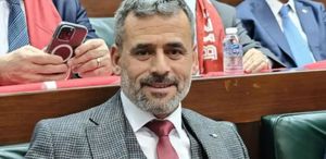 Belediye başkanına bıçaklı saldırı