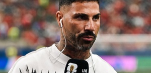 Ricardo Quaresma kendi ülkesine verdi veriştirdi