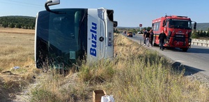 Eskişehir’de yolcu otobüsü devrildi: 24 yaralı
