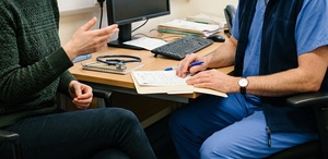 Ağrı’daki kliniğin ’kadın sünneti’ ilanına soruşturma