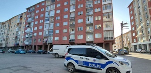 Eşinin tatilde olduğu sırada yatağında cansız bedeni bulundu
