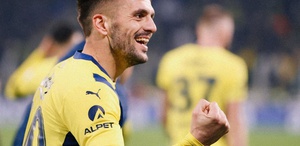 Dusan Tadic, Emre Mor ile takım arkadaşı oldu