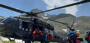3 bin 711 metrede Verçenik Dağı’nda yaralı dağcıyı kurtarma operasyonu